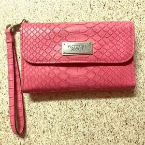 Wristlet
